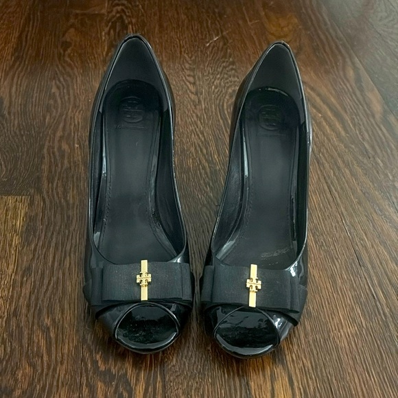 Tory Burch shoes - Picture 1 of 5